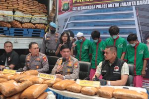 Polres Metro Jakarta Barat Berhasil Mengungkap jaringan Peredaran Narkoba jenis ganja Seberat 304 KG lintas Sumatra – Jawa