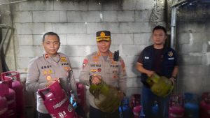 Agen Gas Elpiji Subsidi Digerebek Polsek Pamulang Lantaran Oplos Tabung Gas Dari 3Kg ke 12KG