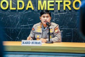 Aksi Unjuk Rasa dari sejumlah elemen Buruh dan BEM di DPR/MPR berlangsung aman dan tertib