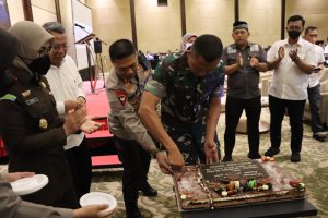 Saat di Acara Konsultasi Publik RDTR, Kapolres Tangsel Berikan Kejutan Untuk Danyon Batalyon Kaveleri 9/SDK
