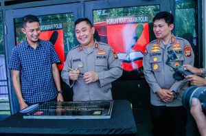 Kapolda Metro Jaya Resmikan Renovasi Gedung Balai Forum Wartawan Polri Polda Metro Jaya