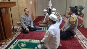 Kapolsek Kebayoran Baru Giat Safari Kamtibmas Dengan DKM Masjid