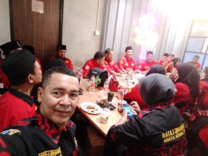 https://updatetodaynews.com/2022/10/21/fgd-berikan-pandangan-atas-kebijakan-kenaikan-bbm/