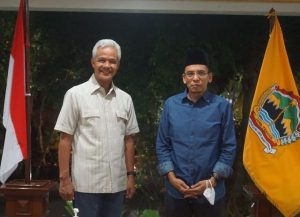 Postingan Foto TGB Bareng Ganjar Pranowo Panen Pujian Netizen