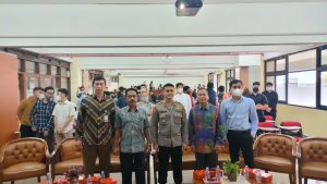 Menindak Lanjuti Program Bapak Kapolda Metro Jaya Agar Seluruh Jajaran Polres Dan Polsek Lebih Mendekatkan Diri Dan Memberikan Pelayanan Kepada Semua Elemen Masyarakat
