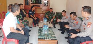 Dandim Bersama Kapolres Metro Jakarta Timur Pimpin Giat Mediasi Damai Warga RW.08 komplek Dispalad.