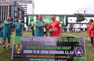 Laga Persahabatan Perkuat Silaturahmi, Pati TNI AD vs PSSI Legends Old Stars