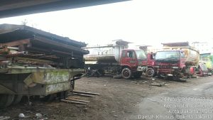 Adanya dugaan Praktek tanpa Izin Pemotongan Mobil Bekas di Lahan Pemda, Kasatpol PP tebang Pilih