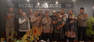 Kapolsek Pondok Aren Kompol Endy Mahandika S.H, M.M Menyambangi Tokoh Masyarakat