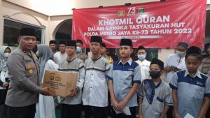 Polsek Pondok Aren Menggelar Tasyakuran Hut PMJ Ke-73 Dan Pemberian Sembako
