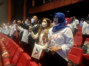 Semangat Peserta Konsolidasi Nasional dan Bimtek Partai Perindo Ketika Dapat Arahan Maju Lagi