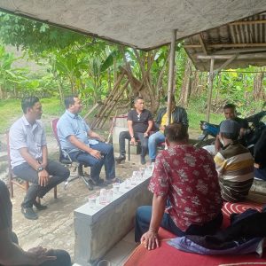 Tama S. Langkun Beri Advokasi Kepada Warga Sukahati yang Belum Terima Kompensasi Pembebasan Lahan