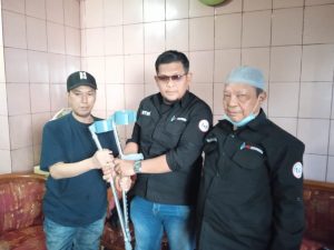 Sambangi Kediaman Ismail Fahmi, FWJI Korwil Jakarta Barat Minta Pemerintah Perhatikan Penyandang Disabilitas