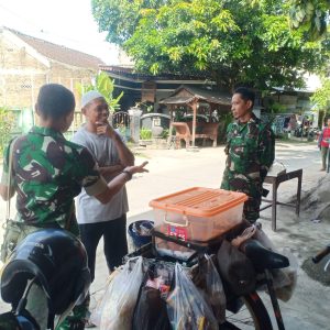 Komsos di Kampung Pancasila Danramil 01/Laweyan Tanamkan Nilai-nilai Luhur Pancasila