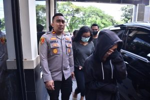 Polsek Cengkareng Gerebek Markas Judi Online di Sebuah Apartemen