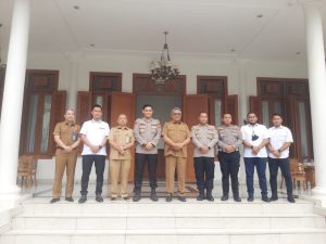 Perdana, Kapolres Kunjungi Walikota Tangsel