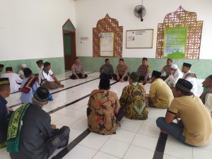 Dengar Aspirasi masyarakat secara langsung, Kapolsek Kenduruan Polres Tuban Gelar Jum’at Curhat