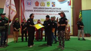 Sekjen FWJ Indonesia Lantik Korwil Bogor Raya Sekaligus Serahkan SK