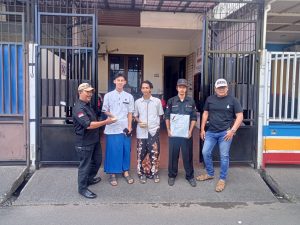 Peduli Masyarakat, FWJI Jakbar Tak Henti Berbagi Makanan Kemasan Setiap Jumat