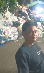 Warga Keluhkan Sampah Menumpuk dan Menimbulkan Bau Tak Sedap,Ini Penjelasan Ketua RW 02