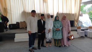 Dik Doank: Nikah Bareng – Warung Lengkong Mantu Memang Luar Biasa