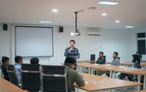 Rizki Natakusumah Bangga Bisa Berdiskusi Dengan  Kader HMI Dalam Acara   LK III HMI Badko Jabodetabeka – Banten