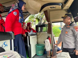 Kapolres Metro Jakarta Utara Meninjau Persiapan Massa Buruh dan Melakukan Pengamanan