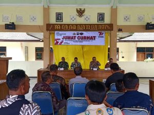 Hari Bhayangkara ke-77, Kapolsek Kenduruan Polres Tuban Gelar Jumat Curhat di Pendopo Kenduruan