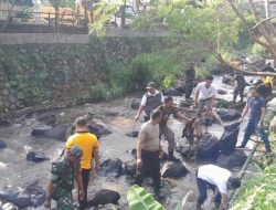 Ciptakan Sinergitas Jaga Lingkungan, Polres Bogor Secara Serentak Gelar Kegiatan Bersih – Bersih Sampah