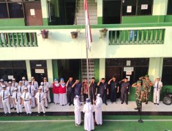 Danramil 02/Matraman Jadi Irup Upacara Bendera di SMP Nurul Iman Pisangan Baru