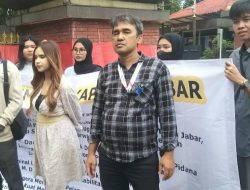 Istri dan Anak M Darwis Datangi Polda Jabar, dan Beberkan Ini