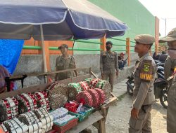 Satuan Polisi Pamong Praja (Satpol PP) Parung Panjang Tertibkan Pedagang PKL, di Kawasan Pasar dan Pintu Masuk Setasiun Dengan Humanis