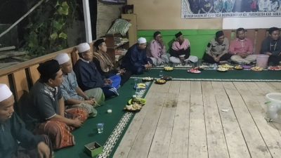 Yayasan Madinah Global Center Kunjungi Majlis Dzikir Assajir Desa Bojong Kokosan Dalam Rangka Silaturahmi dan Pertemuan