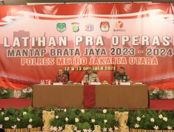 Jelang Operasi Mantap Brata 2023-2024, Polres Metro Jakut Gelar Latpraops