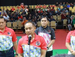 Kasad Buka Gelaran Kasad Cup Badminton Exhibition Match 2023