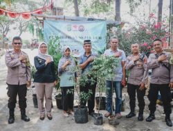 Refleksi 72 Tahun Humas Polri, Jajaran Humas Polres Metro Tangerang Kota Tanam Pohon Untuk Penghijauan