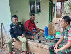 Himbau Jaga Keamanan dan Kebersihan Lingkungan,Babinsa Koptu Asep Komsos dengan Kades dan Tokoh Masyarakat Desa Gintung