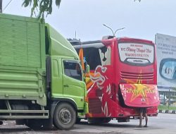 Menggunakan Median Jalan Untuk Lahan Parkir, PT SMA Logistik Jelas Melanggar UU Jalan Raya No 22 Tahun 2009
