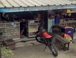 Ngeriii…. Pelayan Sebuah Toko Pancing di Gongseng Lakukan Ini Kepada Konsumen