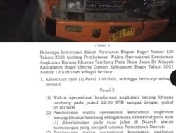 Truk Tronton Pengangkut Galian Tambang Terbalik dan Menimpa Korban Hingga Meninggal Dunia