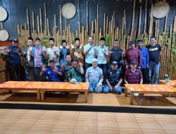 Caleg DPRD Nomor Urut 10 PKS Dapil 9 H.Andi Wahyudi, Ngopi Bareng Komunitas Menceng Kongres ( MK ) di Warung Rempug Kalideres Jakarta Barat