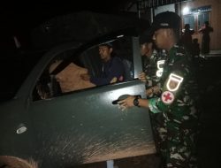 Gunakan Randis Pos Satgas Pam Perbatasan Demi Evakuasi Ibu Hamil Yang Akan Melahirkan