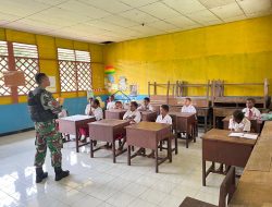 Tanamkan Rasa Cinta Tanah Air di Perbatasan, Satgas Pamtas Yonif 726/Tml Ajarkan Wawasan Kebangsaan