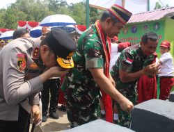 TNI AD Manunggal Air Datang, Warga Perbatasan Pun Senang
