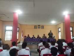 Siap Mengawal Pemilu Damai dan Aman di Perbatasan, Satgas Pamtas Tamalatea Hadiri Rapat Pelantikan KPPS
