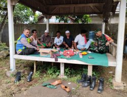 Menjelang Pemilu 2024 Kegiatan KOMSOS Silaturahmi TNI-POLRI Parungpanjang Dilaksanakan di Desa Cikuda