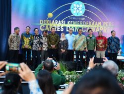 Kapuspen TNI Mewakili Panglima TNI Menghadiri Deklarasi dan Penandatangan Komitmen Bersama Kemerdekaan Pers
