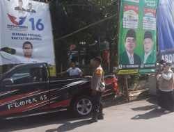 Polres Metro Tangerang Kota Dampingi Bawaslu Tertibkan APK di Masa Tenang