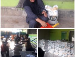 Pemdes Desa Lumpang Menyalurkan Beras Bulog 10 kg Untuk Warga Miskin