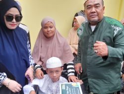 Pimpinan Tahfidz Group Pusat Berbagi Kepada Yatim dan Dhuafa Ciomas